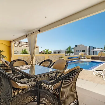 Villa Romano ヴィラ *